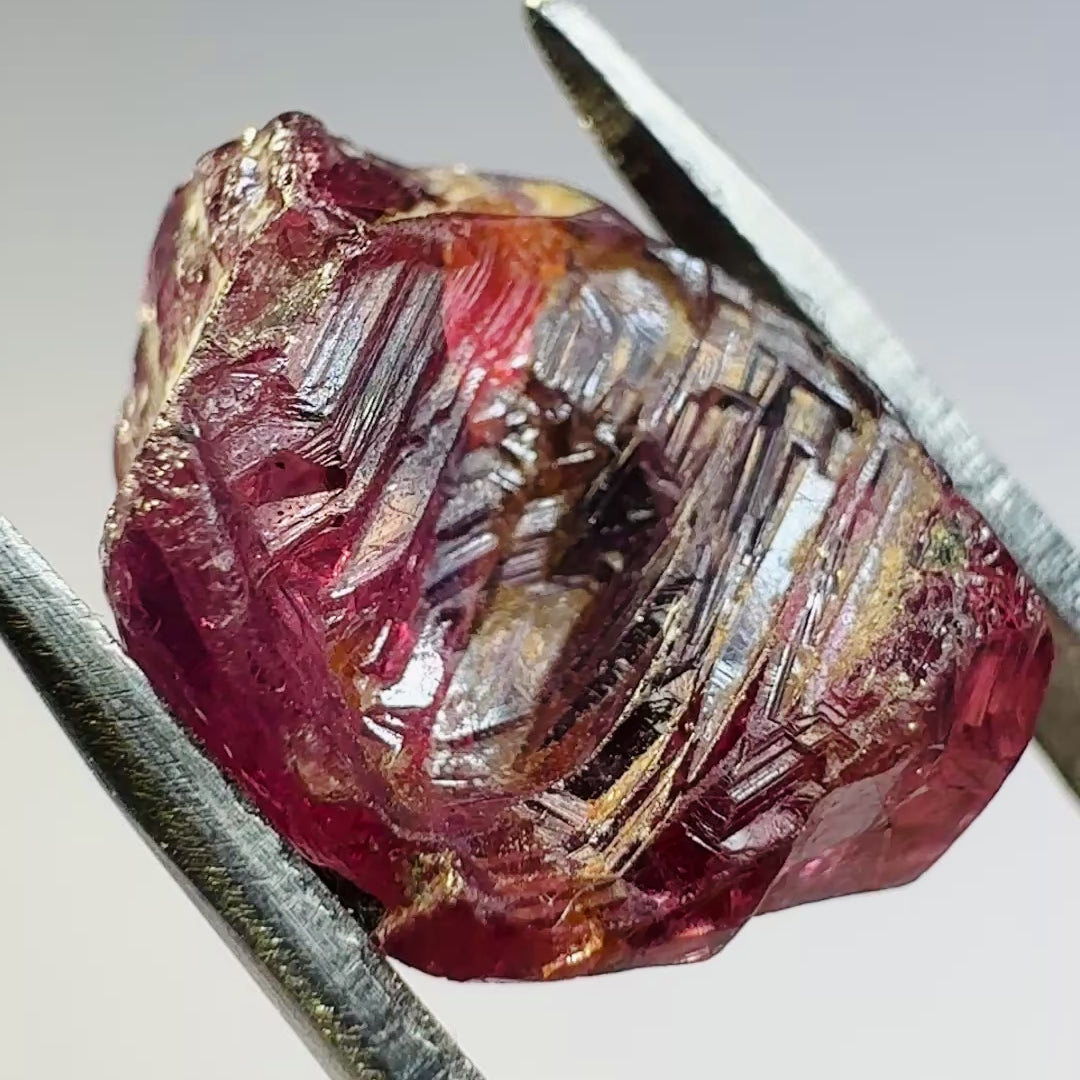 Winza Sapphire Crystal, 8.63ct, Winza, Tanzania, Untreated Unheated