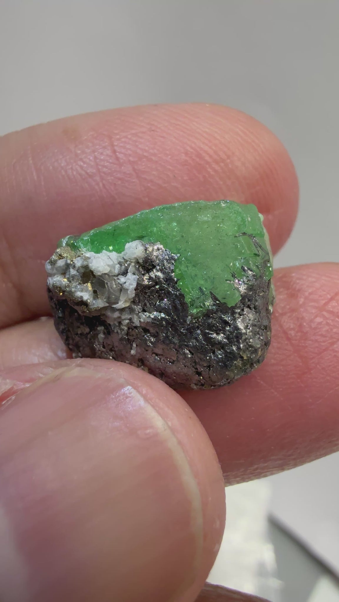 Tsavorite Crystal on Matrix. 13.73ct, Merelani. Tanzania, Untreated Unheated