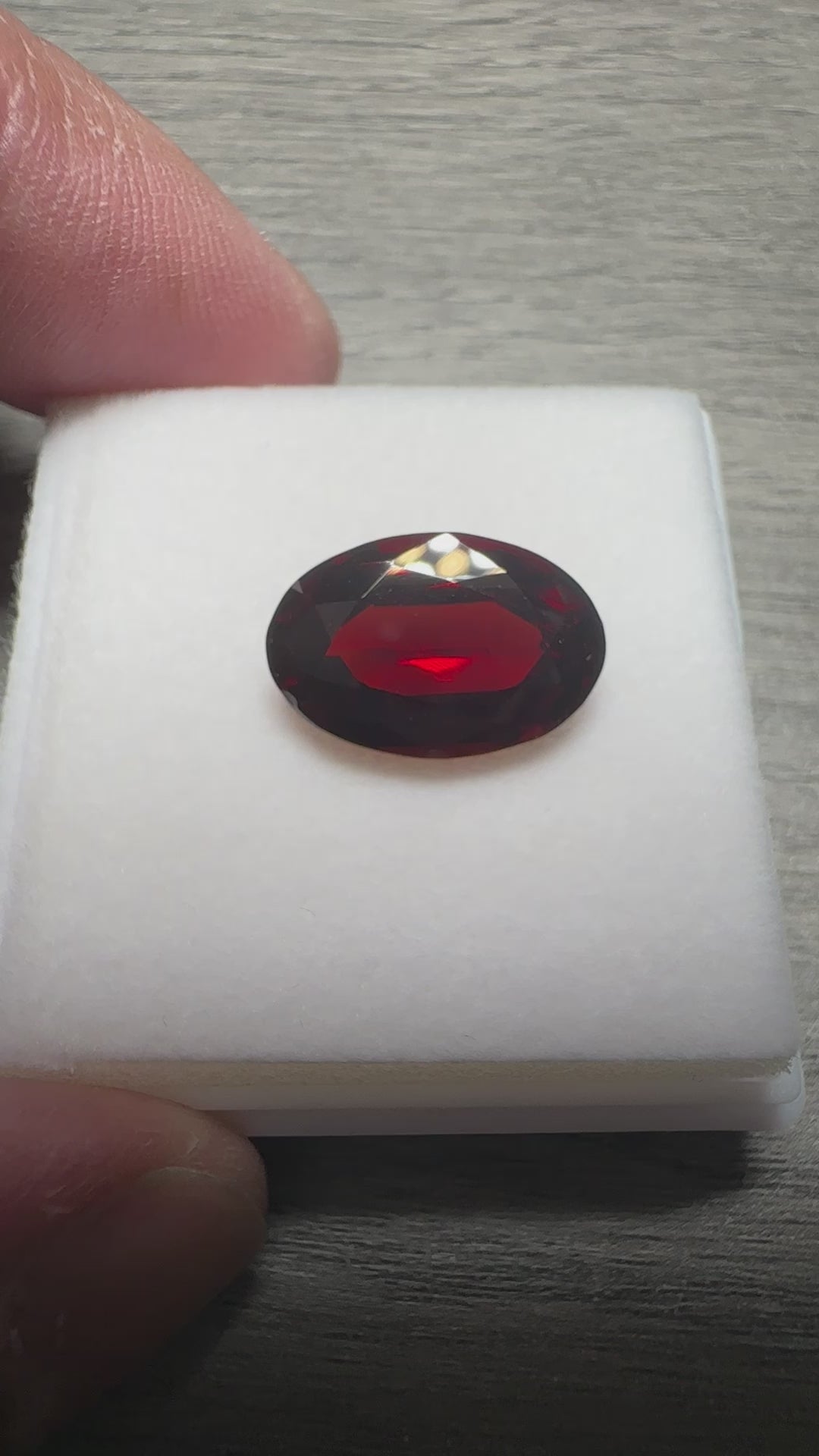 Umba Garnet, 7.09ct, Tanzania, Untreated Unheated, slight issue, see blue circle on picture