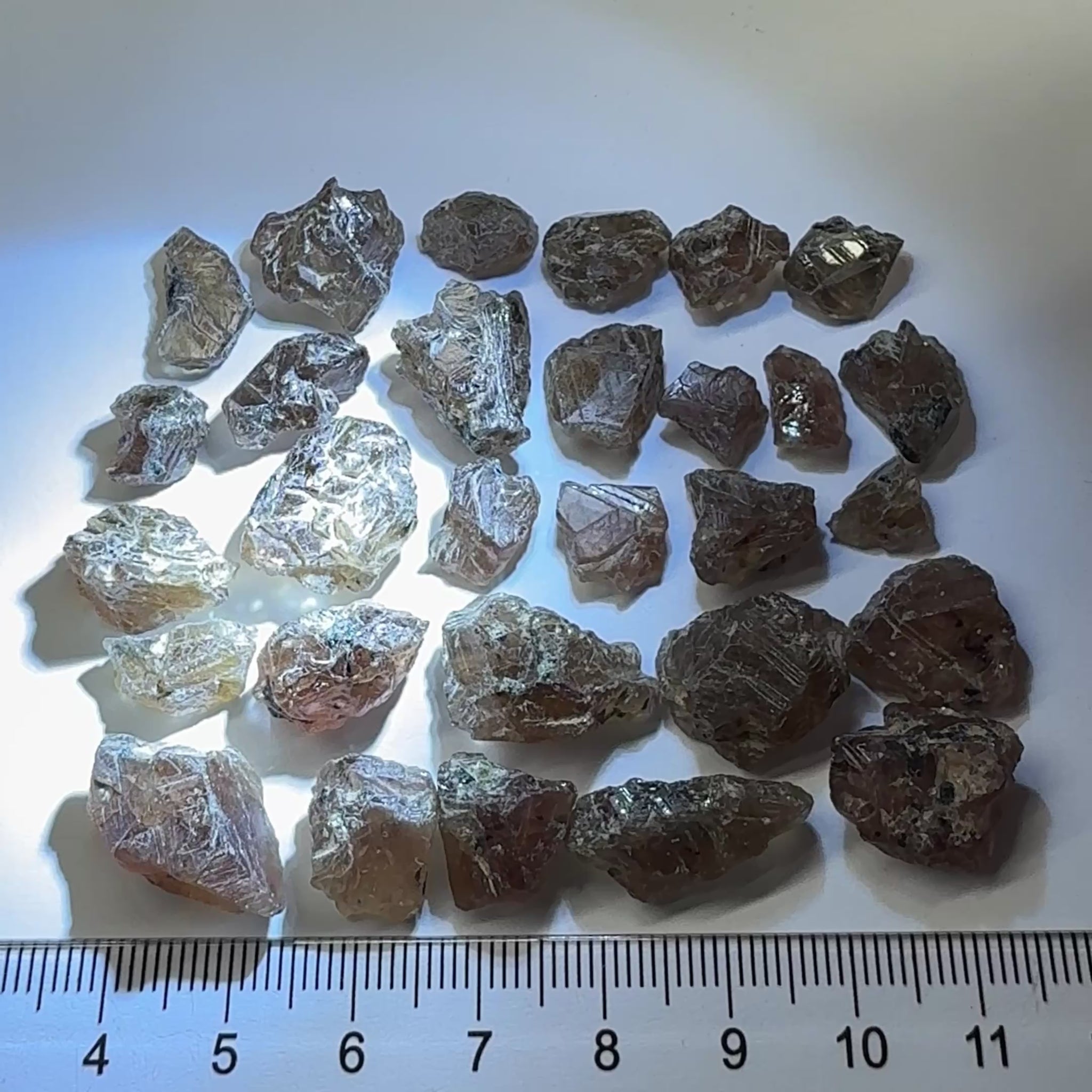 Colour Changing Sapphire Crystal Lot. 51.90gm / 259.50ct, Tanzania, Untreated Unheated, all pieces are crystallised on all sides! Super rare, new find