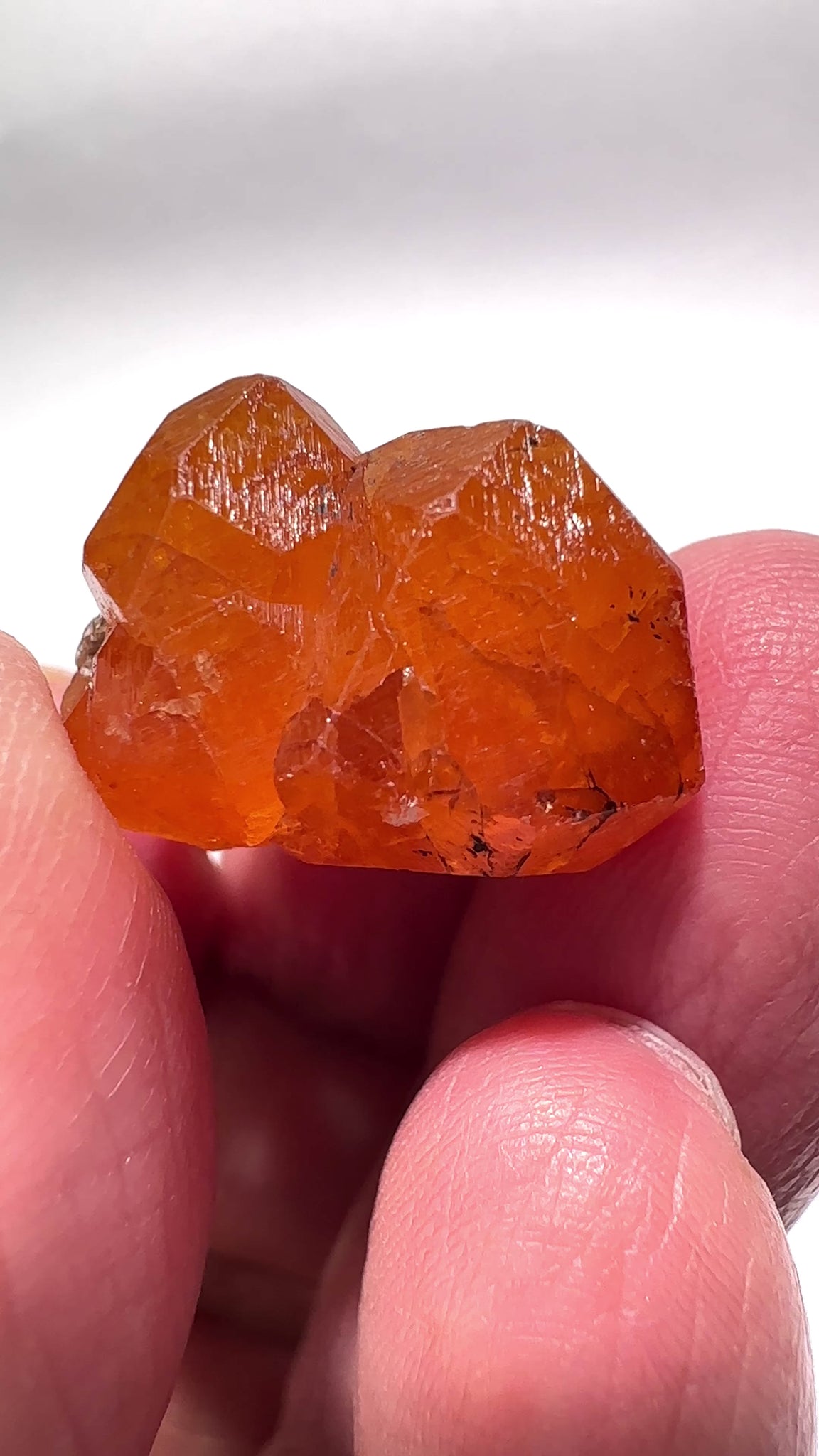 Mandarin Spessartite Garnet Crystal, 9.80gm / 49.00ct, Loliondo in Tanzania. 21.8 X 17 X 12.6mm, Untreated Unheated