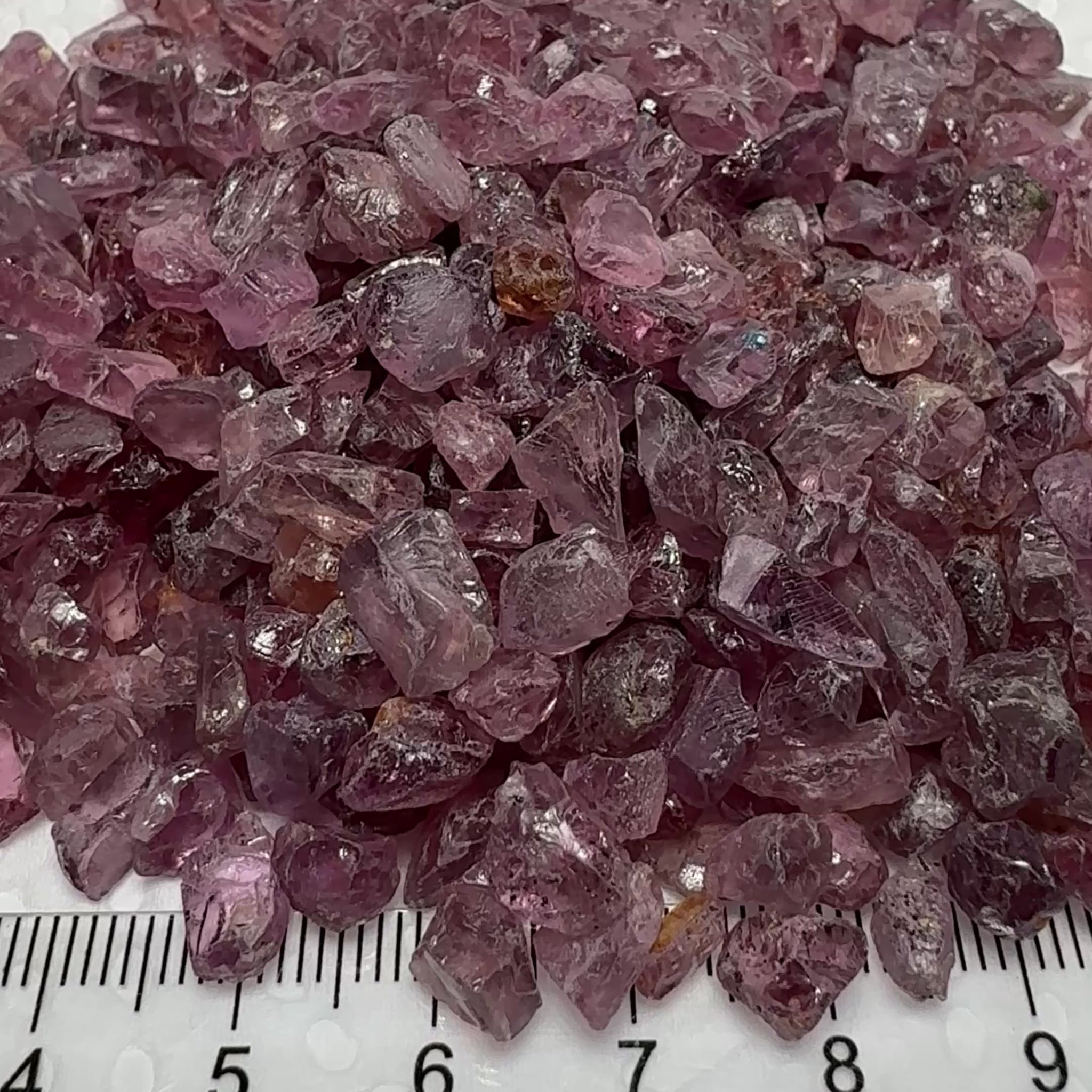 Dragon Garnet Lot, 154.00gm / 770.00ct Lot, Tanzania, Untreated Unheated, mixed clarity lot, 1.46ct average, see the videos for uv effect