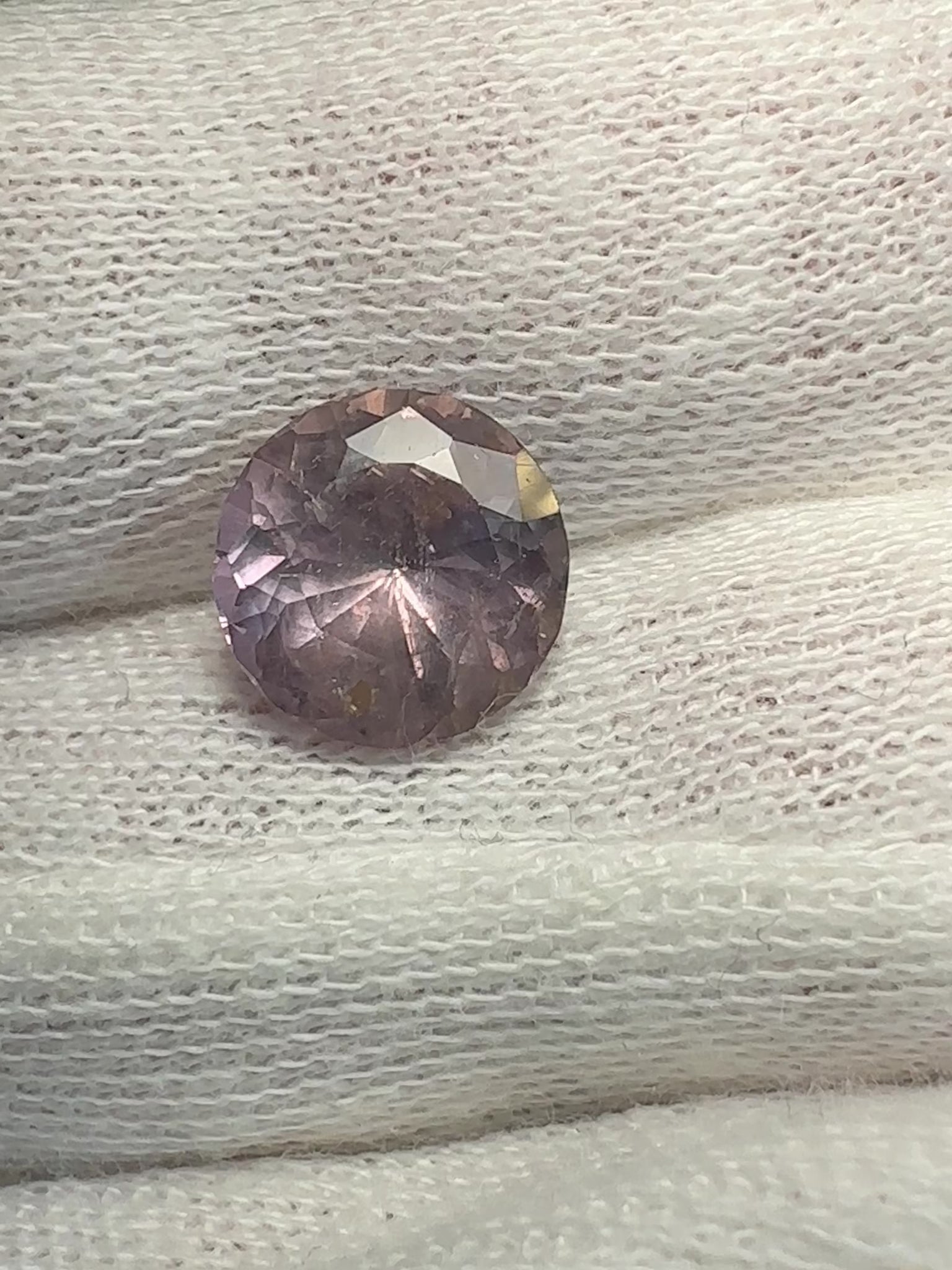 Colour Change Sapphire, 4.84ct, Umba, Tanzania. Untreated Unheated. See photos for colour change
