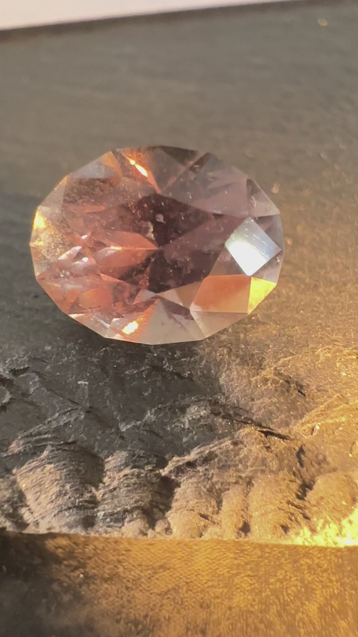 Sapphire, Colour Change, 3.21ct, Umba Valley, Tanzania, Untreated Unheated. Precision cut by us in London. See other pics for colour change effect of this sapphire