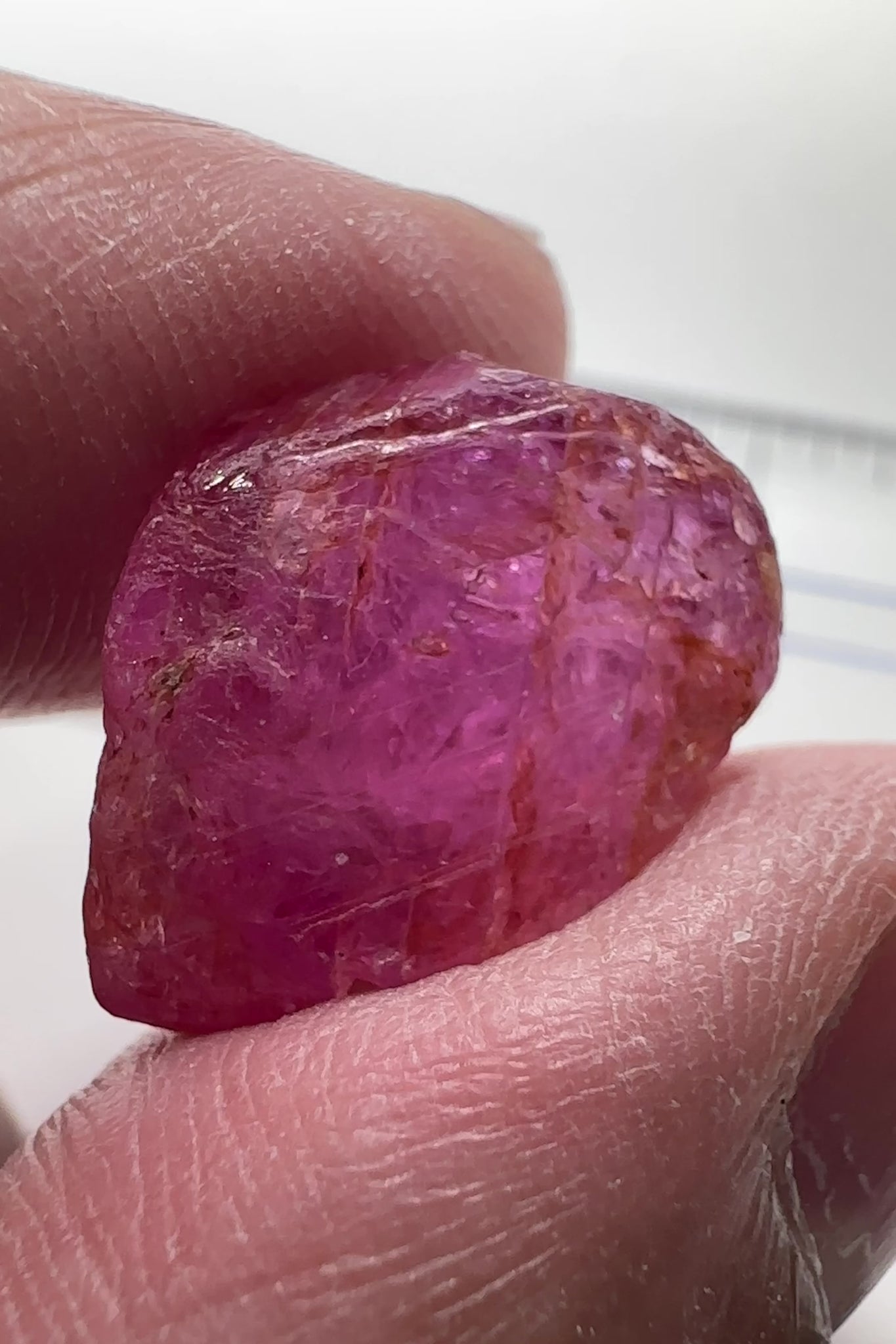 Sapphire Ruby Crystal, 20.23ct, Morogoro, Tanzania, Untreated Unheated. 18 x 12 x 9 mm, specimen/cab or facet it