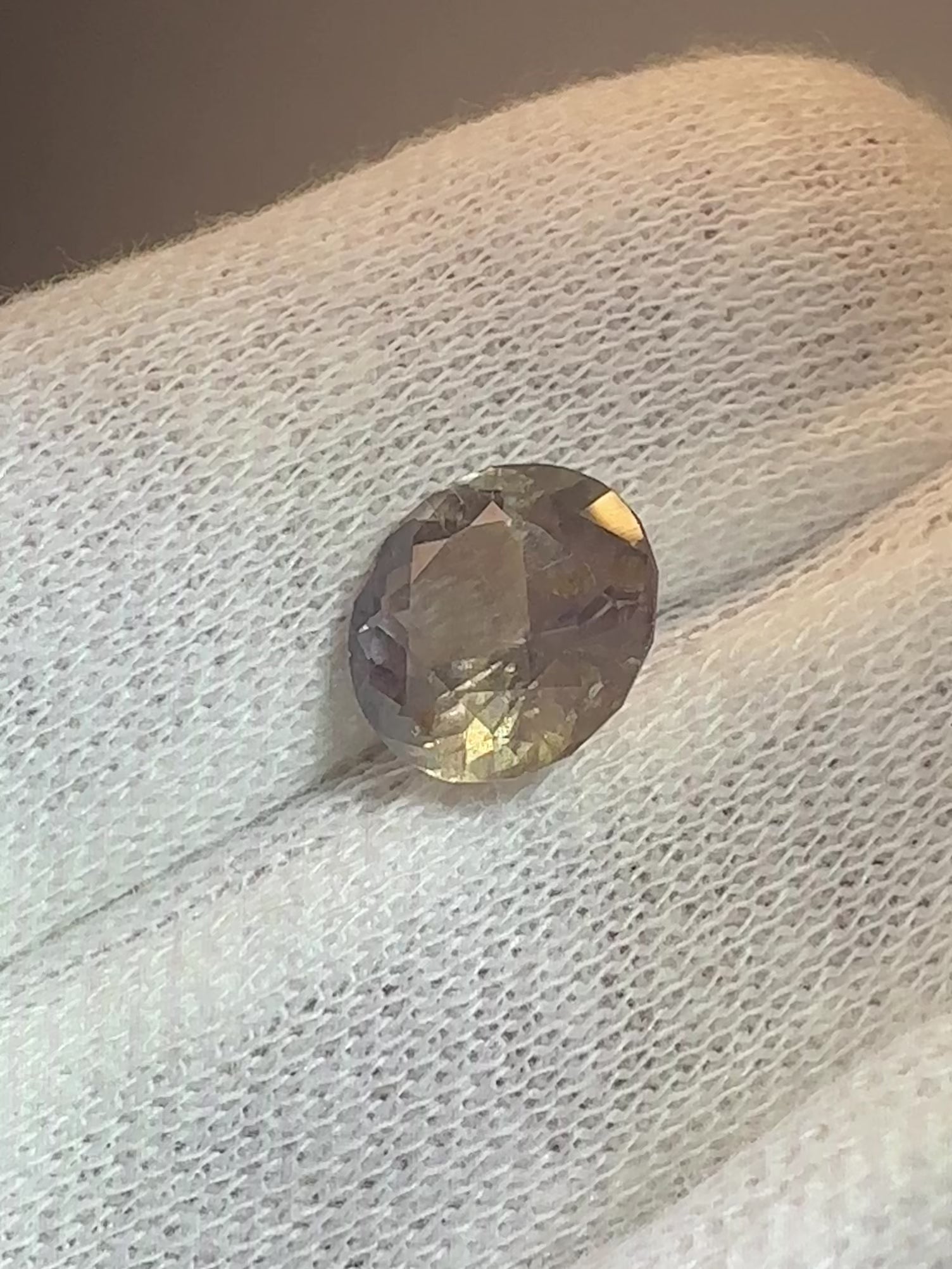 Colour Change Sapphire, 4.84ct, Umba, Tanzania. Untreated Unheated. See photos for colour change