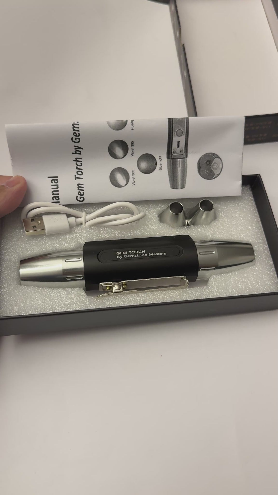 Gem Torch by Gemstone Masters, 6 function gem torch, strong power UV 365nm and 395nm, belt clip and 2 light focusing cones, 98% cri white bulb, 2-year warranty (excluding damage or wear and tear), we are the agents for this. Ships worldwide