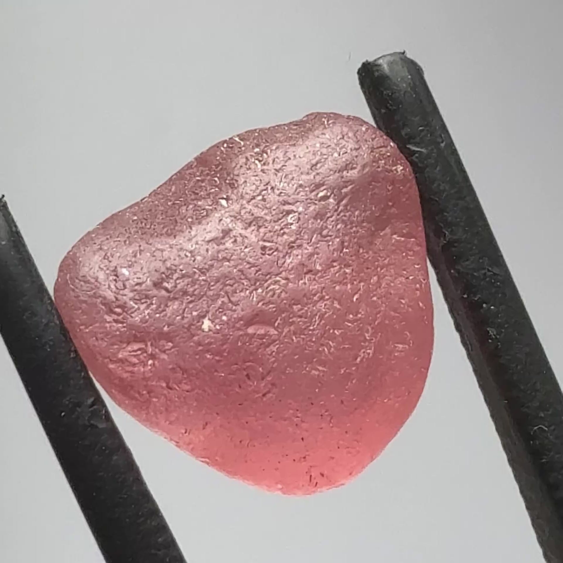 Mahenge Garnet, 10.26ct, Mahenge, Tanzania, Untreated Unheated, 12.3x12.8x7.3mm, flattish shape, see pics, dividing veil see pics for markings, one side vvs-if, one side vs