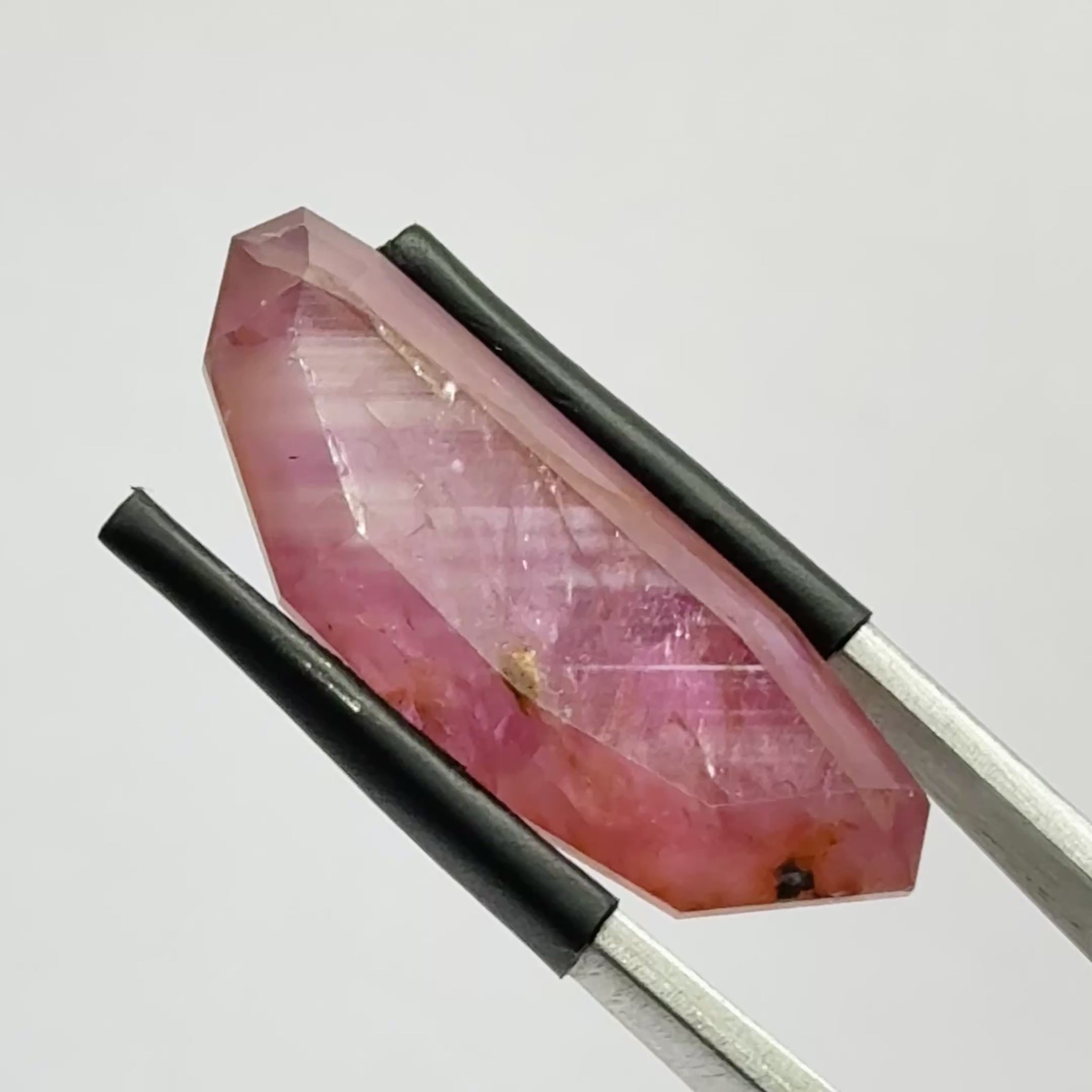 Sapphire, fancy cut double sided, make into a centrepiece for a pendant, 24.03ct, Tanzania, Untreated Unheated