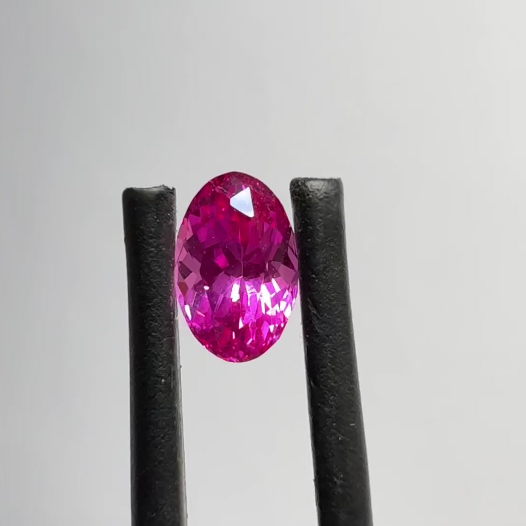 Winza Ruby, 1.02ct, Winza, Tanzania, Untreated Unheated, vvs-if, 6.9 x 4.6 x 3.8mm, it’s more redder than the photos
