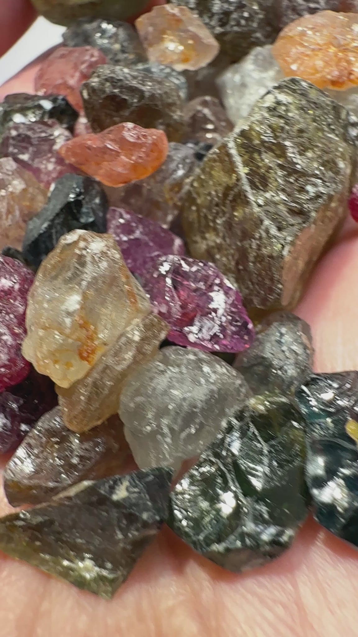 Kenyan and Tanzanian Sapphire mix lot, Slightly included, to included to cabbing grade, an excellent mix, value for money, 94.60gm / 473ct Untreated Unheated, I have included many videos so you get the exact picture