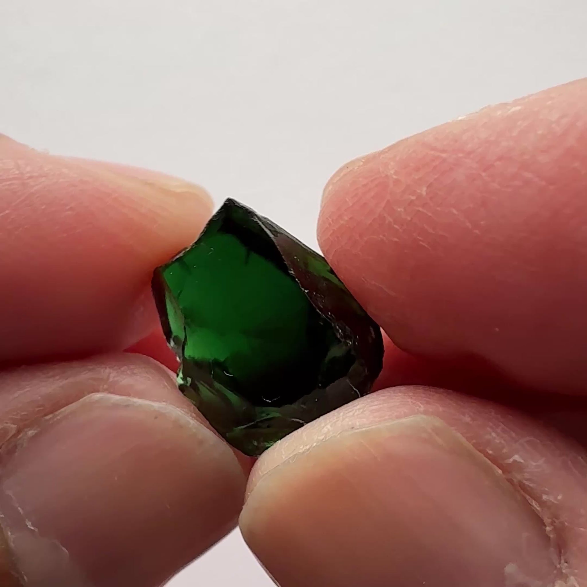 Chrome Tourmaline - dark stone, 12.48ct, Laletema, Tanzania, Untreated Unheated, vvs-if
