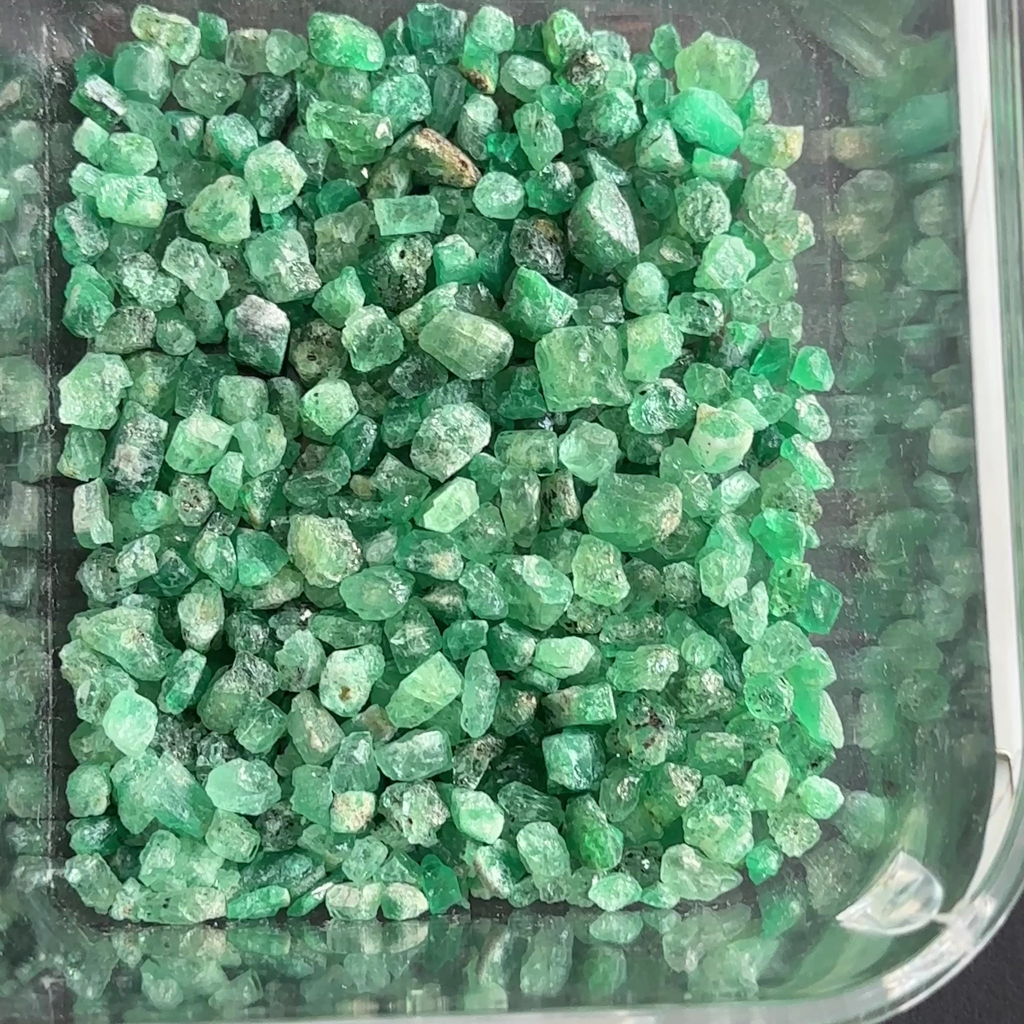 Emerald Crystals, Untreated, Unheated, No Oil, Tanzania, Per Stone, want any particular size, just ask, FACETING, CABBING ROUGH AND SPECIMEN GRADE, if you want the faceting/cabbing grade just send us an email