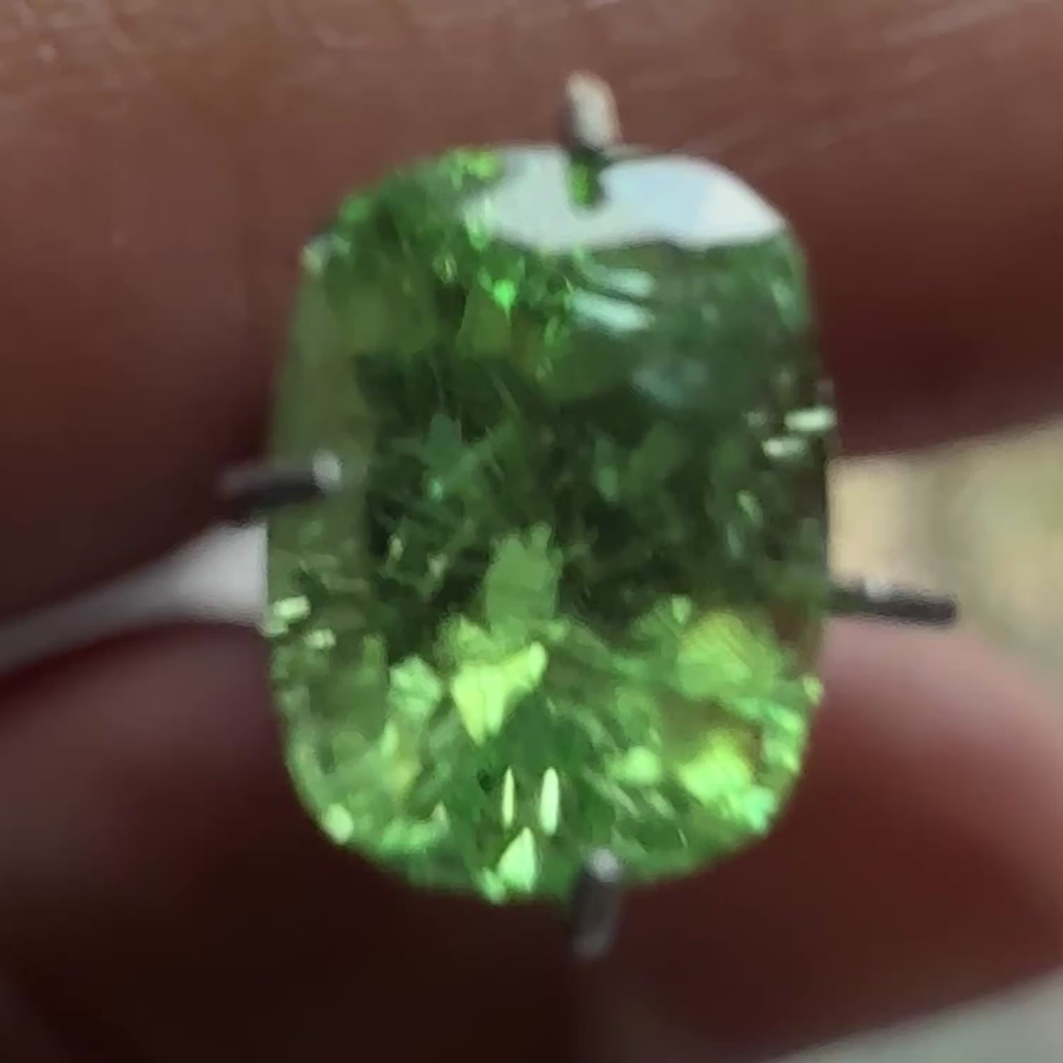 Tsavorite Garnet, 0.97ct, Tanzania, Untreated Unheated